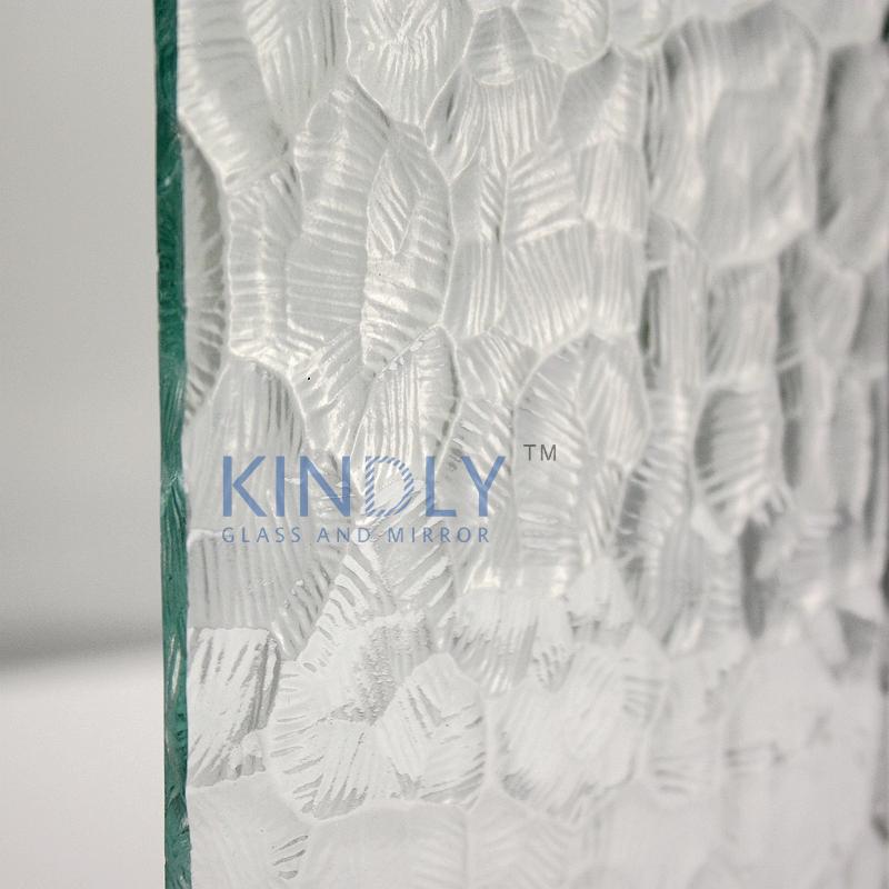 Clear Oceanic (ripple)  patterned glass  